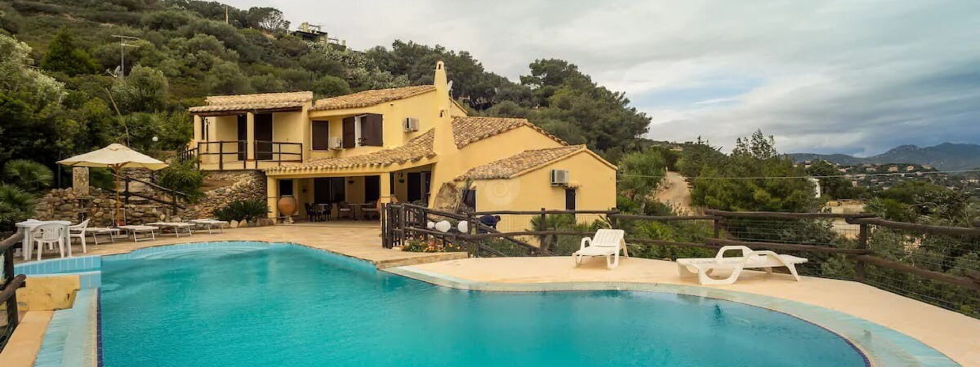 Villa la Luce di Nadir: bassin, Extérieur, Extérieurs