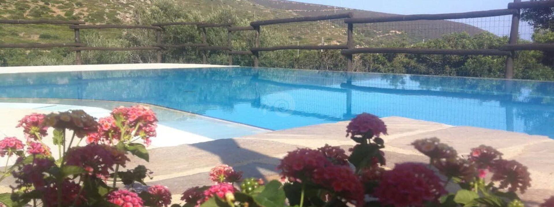 Villa la Luce di Nadir: bassin, Extérieur, Extérieurs