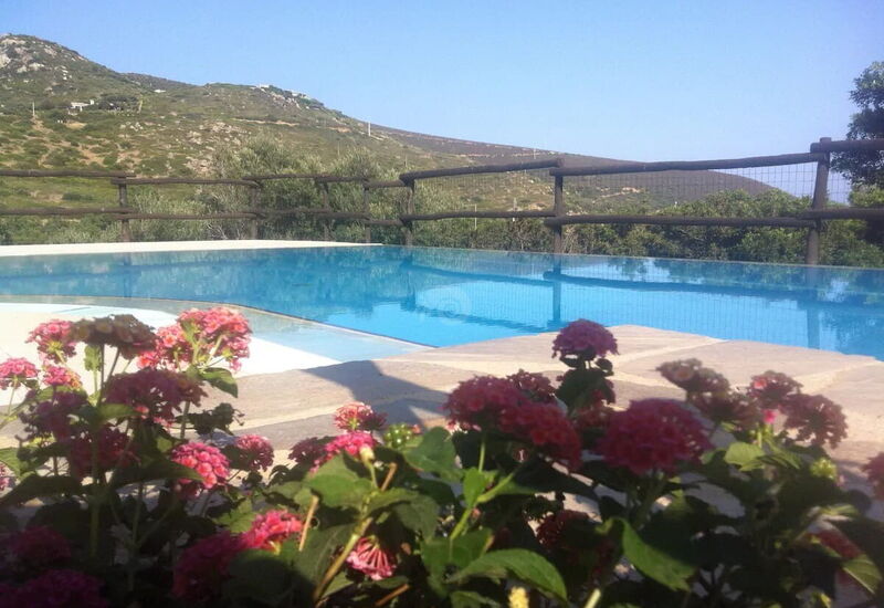 Villa La Luce Di Nadir: all'aperto, Esterni, Piscina