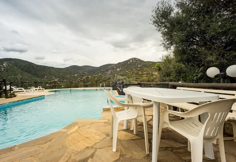 Villa La Luce Di Nadir: all'aperto, Esterni, Piscina