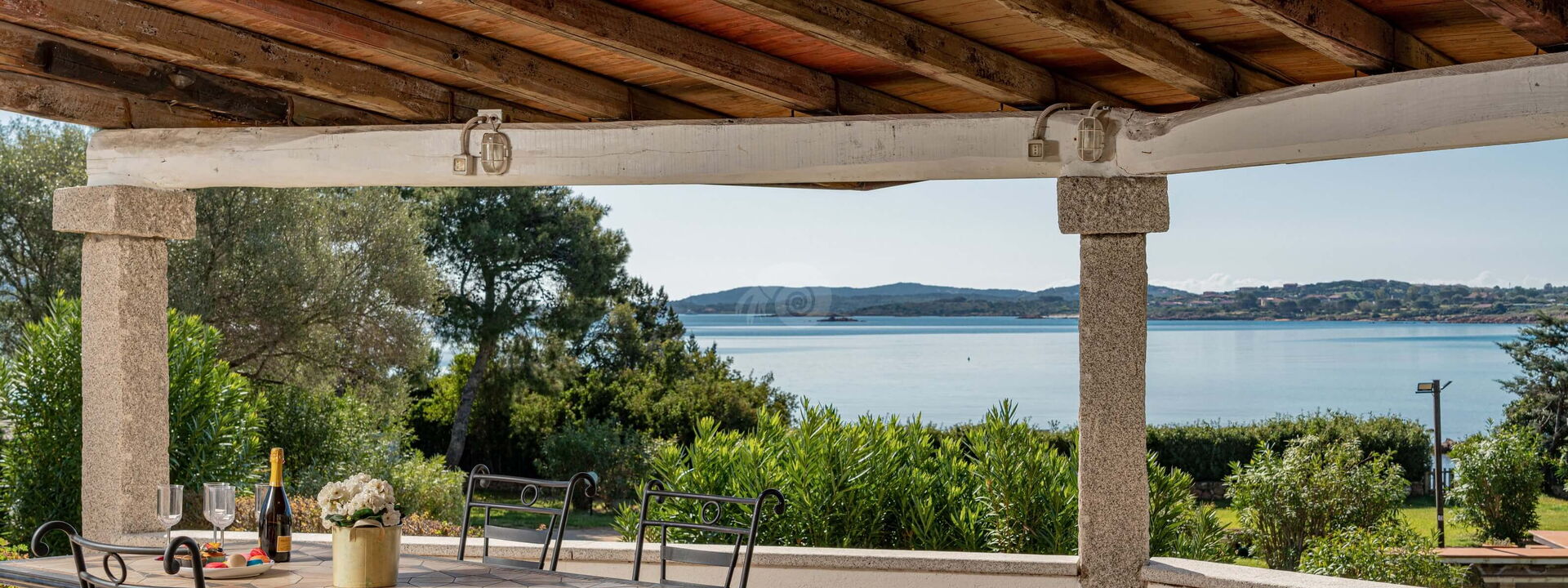 Villa Il Mosaico Di Nora: Balcone / Terrazza / Patio, Esterni, Vista Panoramica