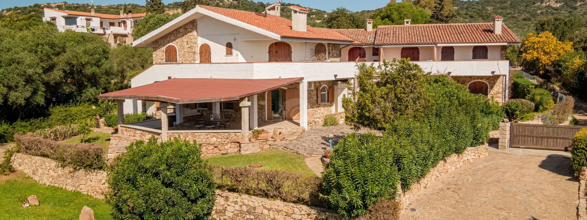 Villa Il Mosaico Di Nora: Esterni