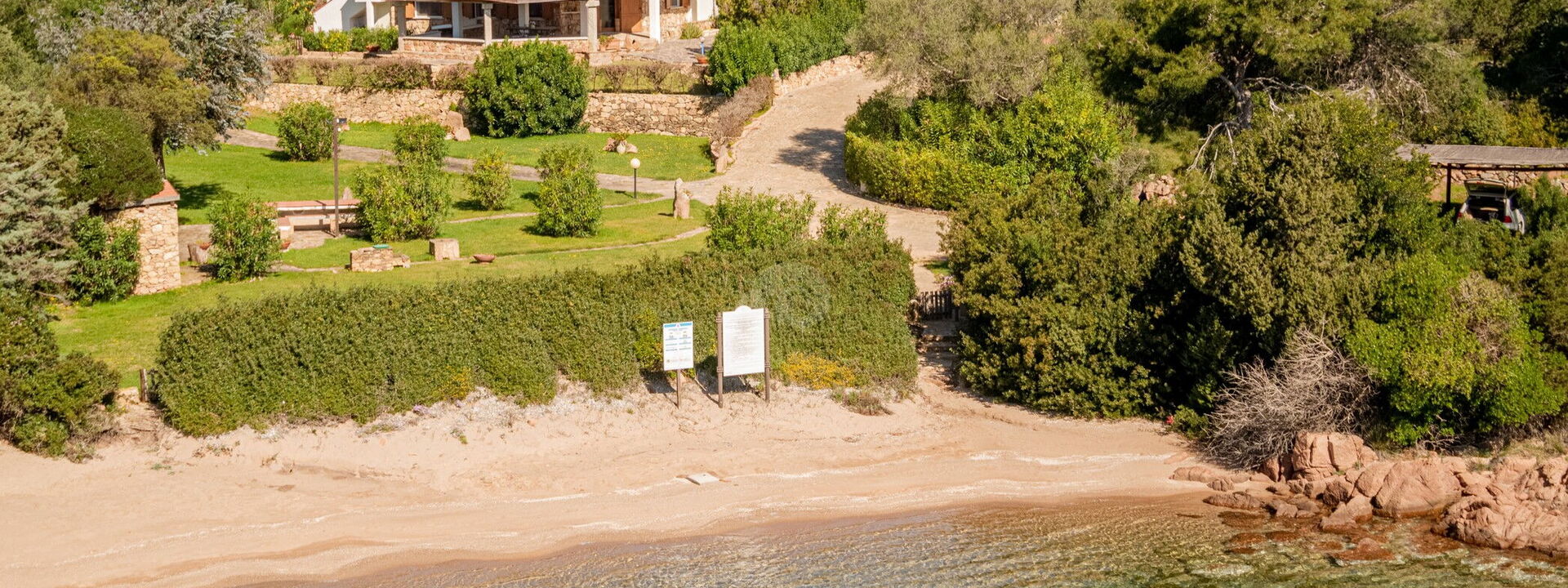 Villa Il Mosaico Di Nora: Esterni