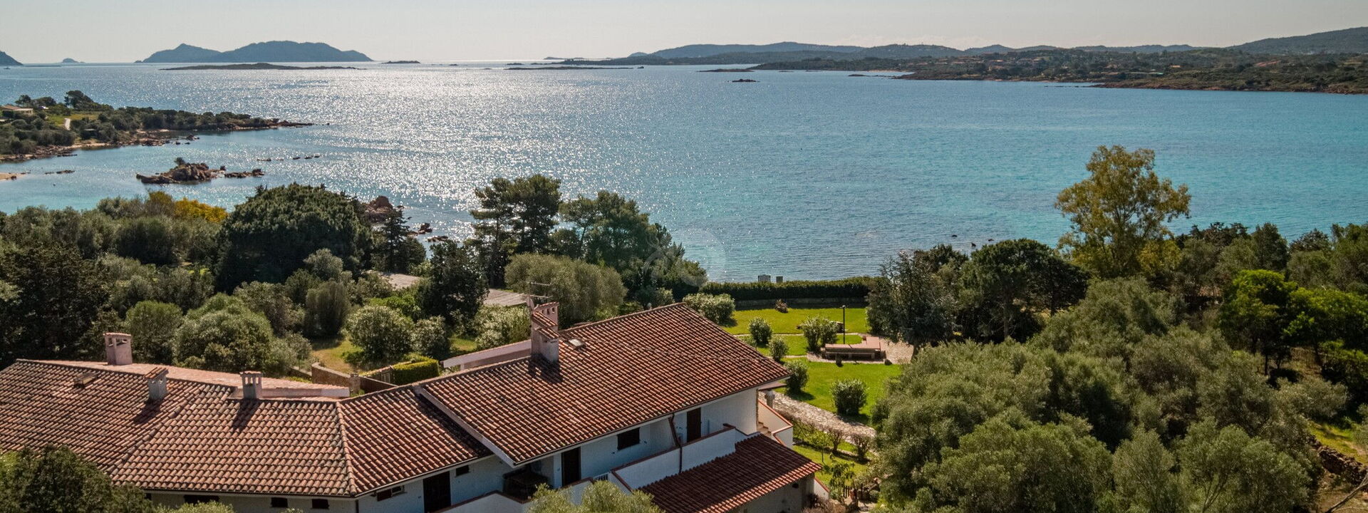 Villa Il Mosaico Di Nora: Esterni, Vista Panoramica