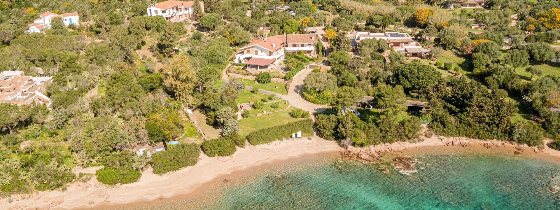 Villa Il Mosaico Di Nora: Esterni, Vista Panoramica