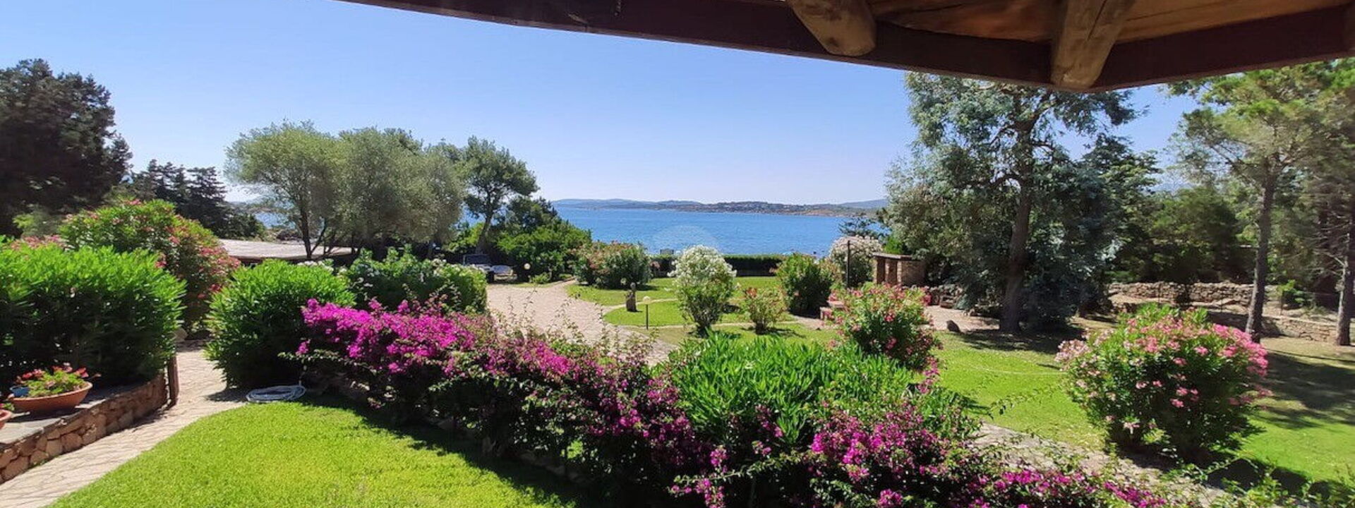 Villa Il Mosaico Di Nora: Esterni, Vista Panoramica