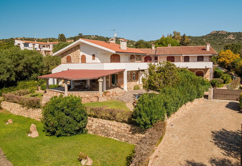 Villa Il Mosaico Di Nora: Extérieurs