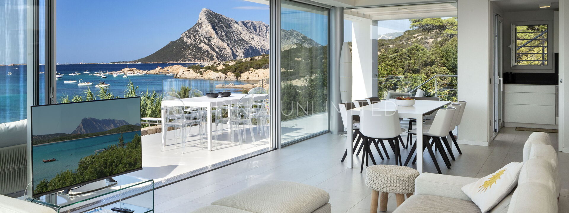 Villa Antalis: Living Room, Scenic View