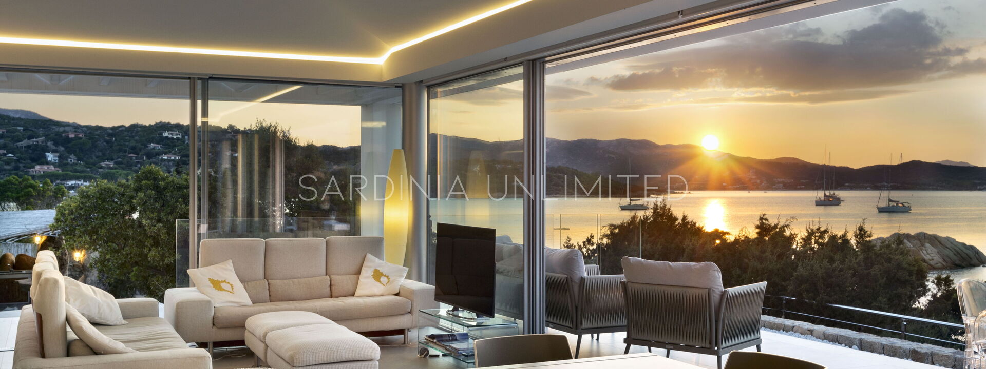 Villa Antalis: Living Room