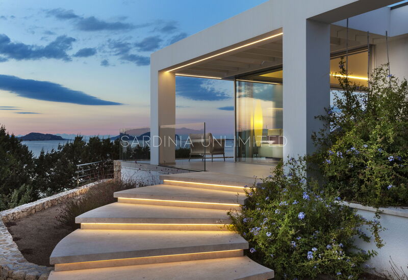 Villa Antalis: Building Exterior