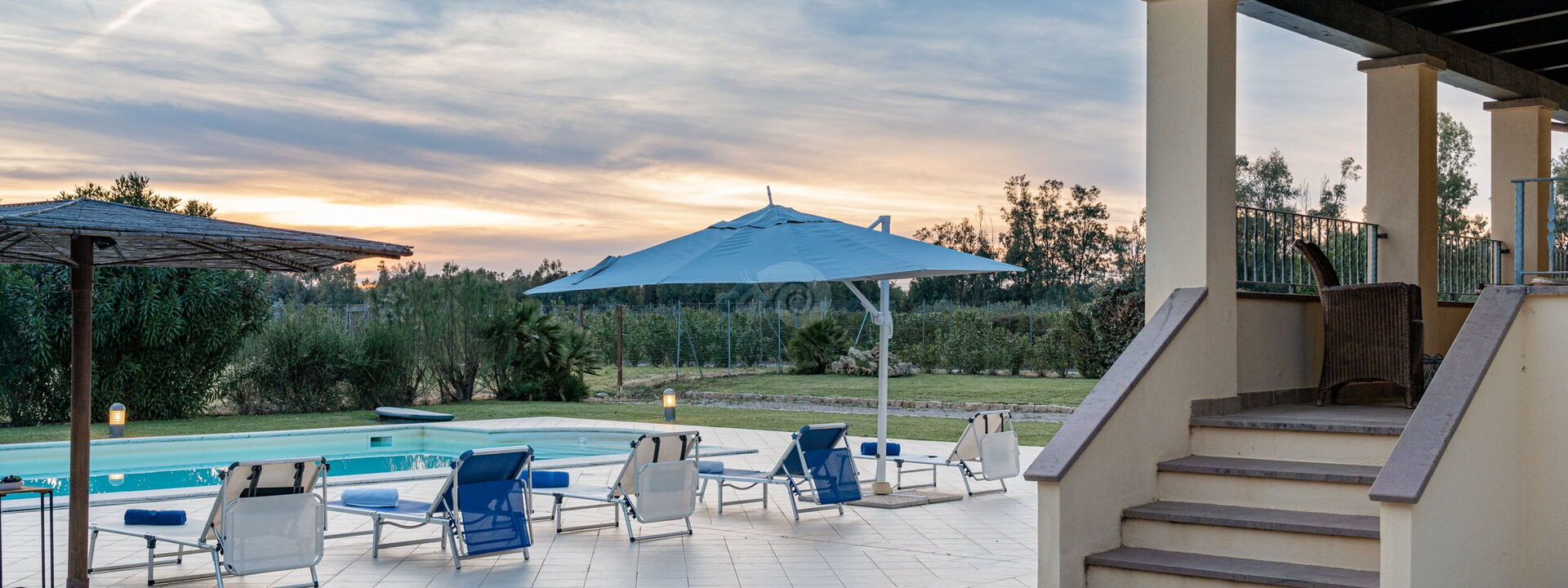 Villa Di Vina: Außen, Draussen, Garten, Schwimmbad