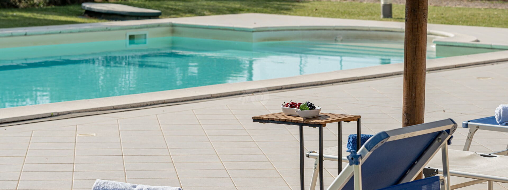 Villa Di Vina: Schwimmbad