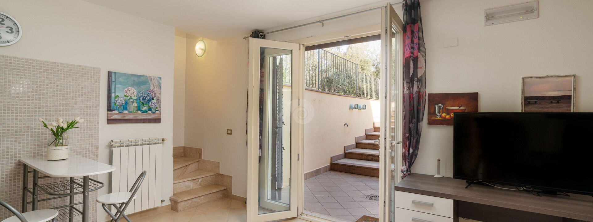 Villa Di Vina: Wohnzimmer