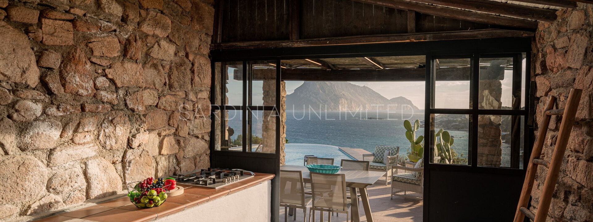 Villa White Elegance: Cuisine, Vues