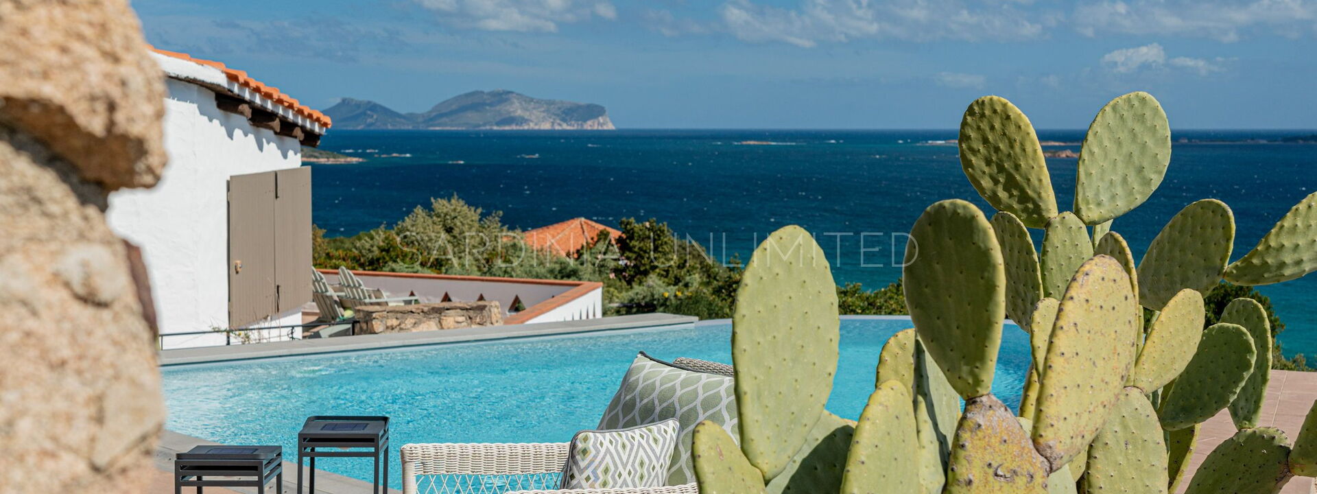 Villa White Elegance: Extérieurs