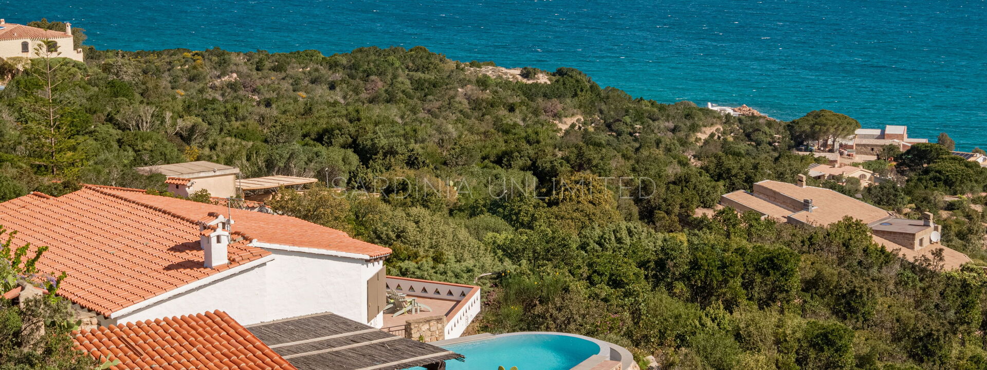 Villa White Elegance: Extérieurs, Vues