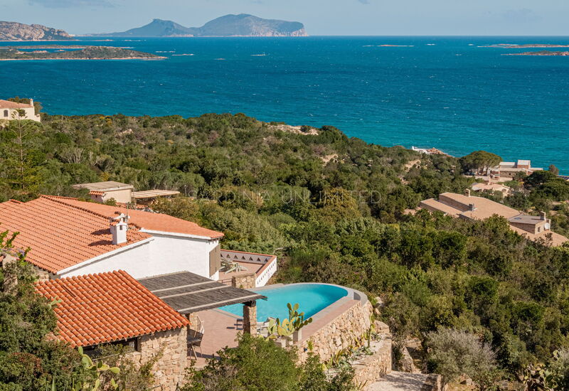 Villa White Elegance: Building Exterior, Scenic View