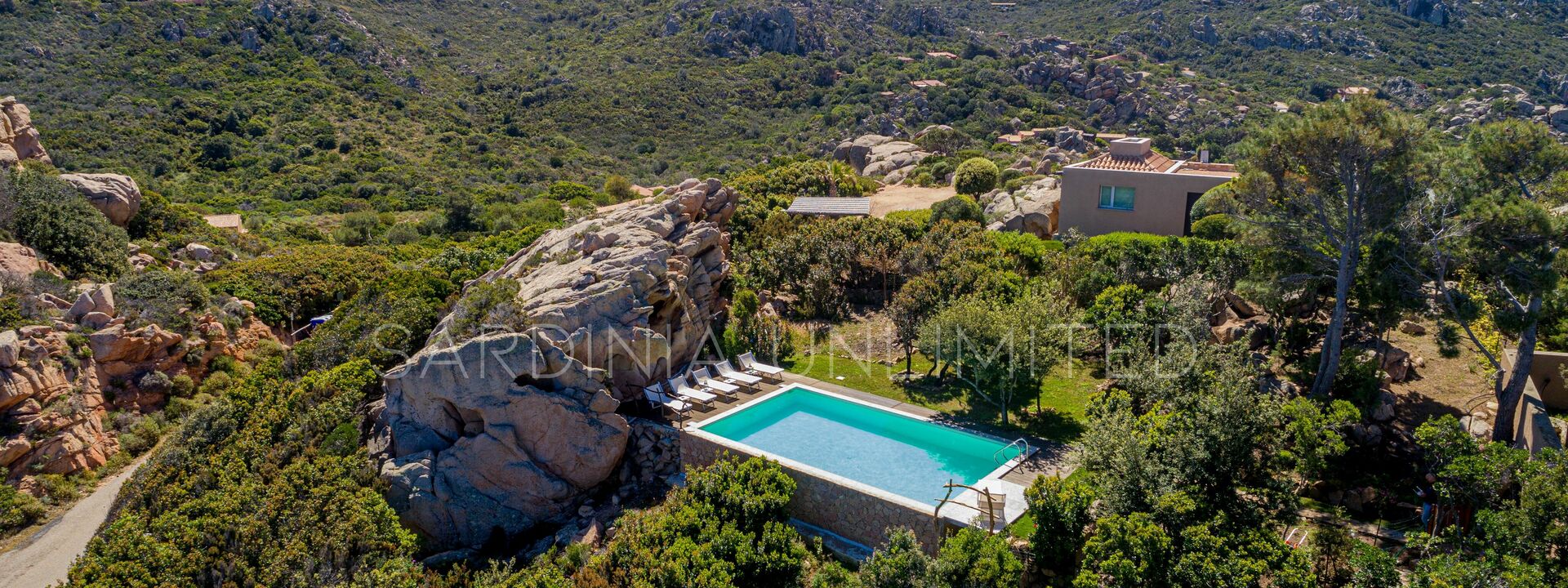 Villa Corallo: Draussen, Schwimmbad