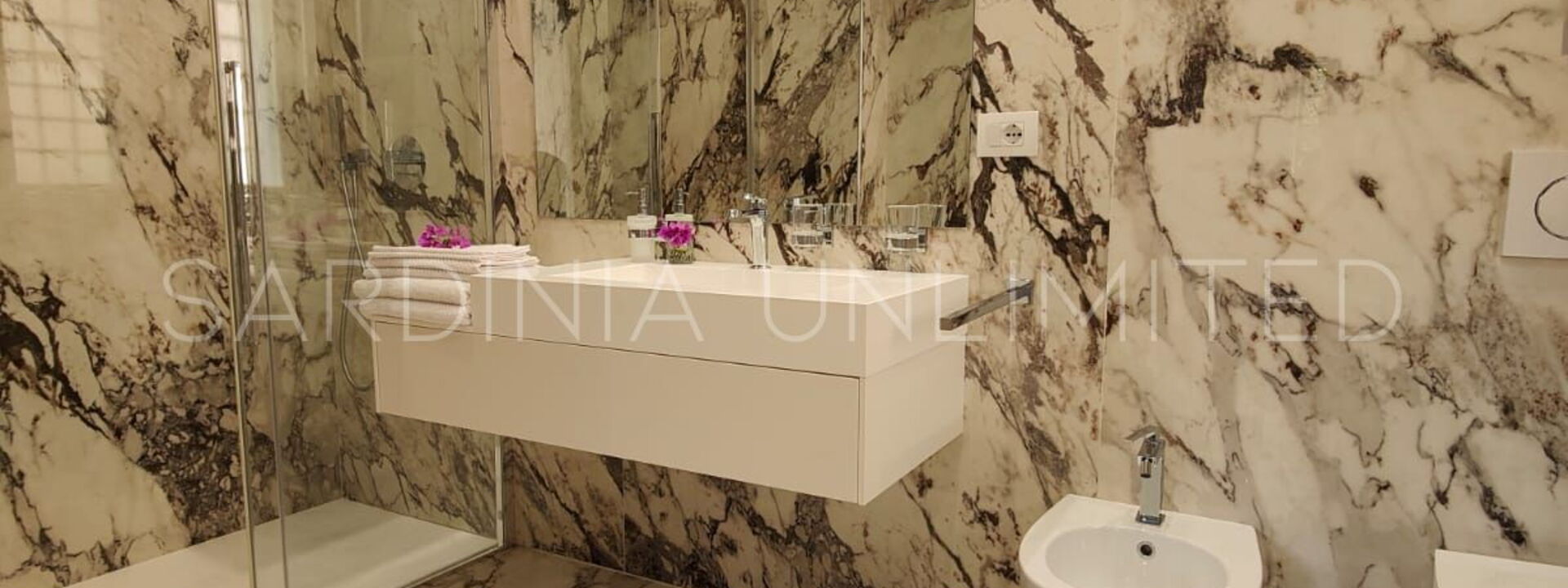 Villa Poesia D'Estate: Bad