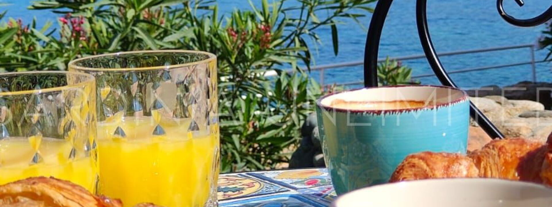 Villa Poesia D'Estate: Außen