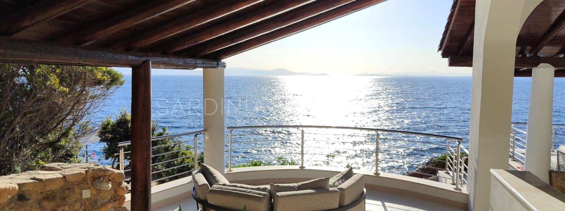 Villa Poesia D'Estate: Ansichten, Außen