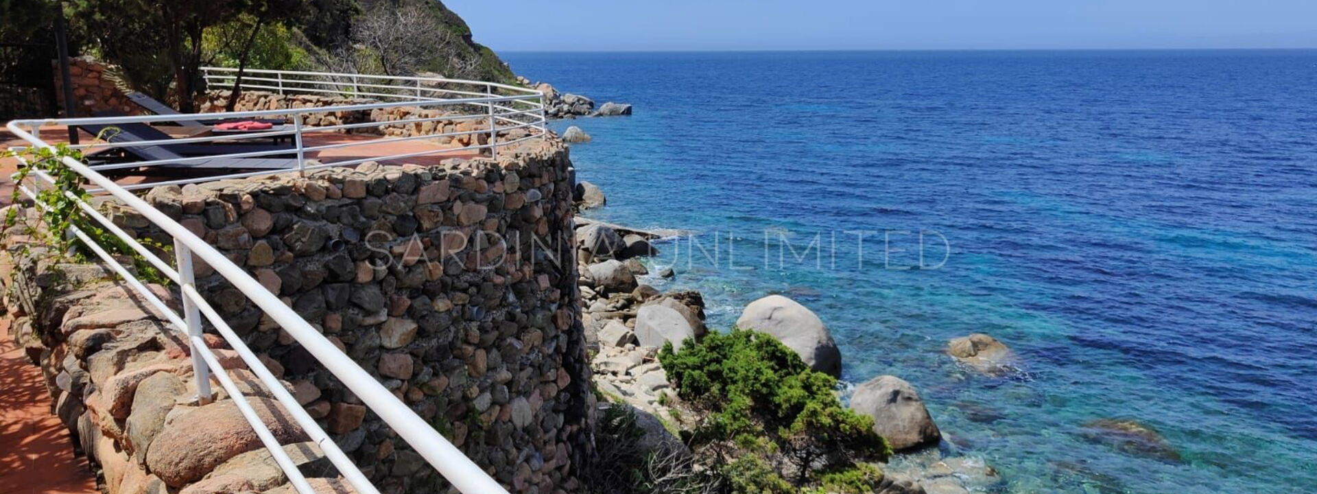 Villa Poesia D'Estate: Ansichten, Außen