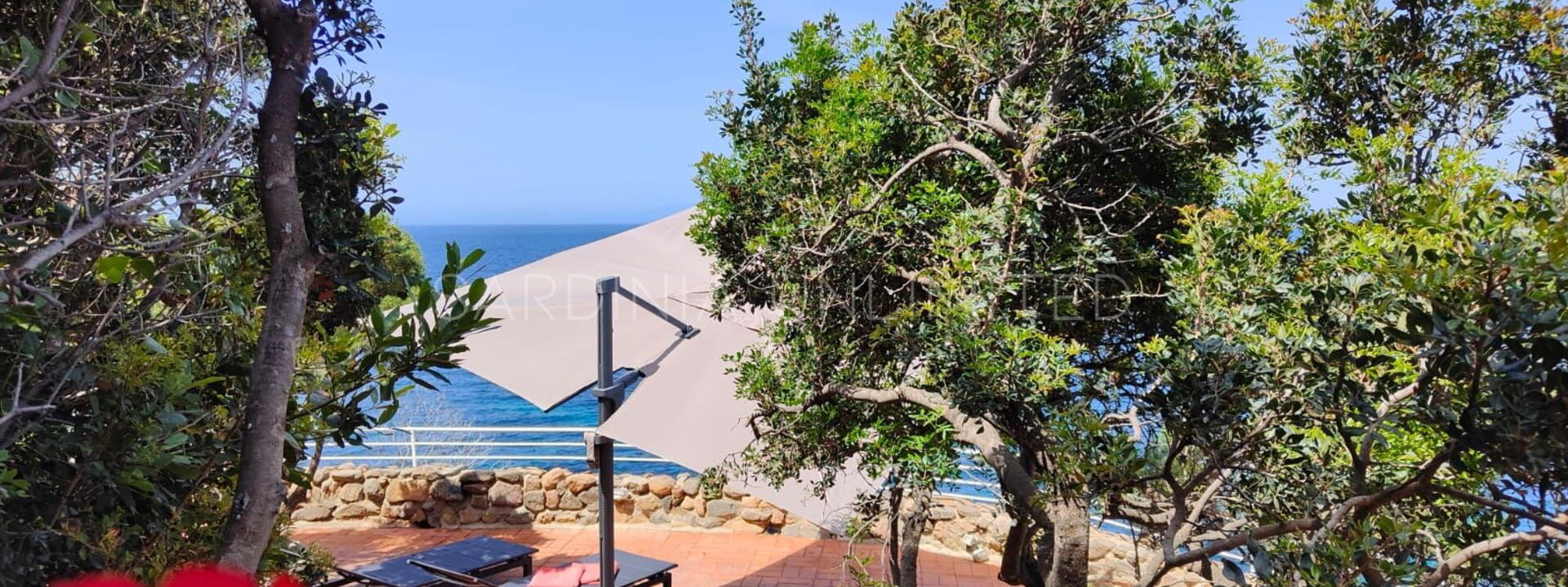 Villa Poesia D'Estate: Außen