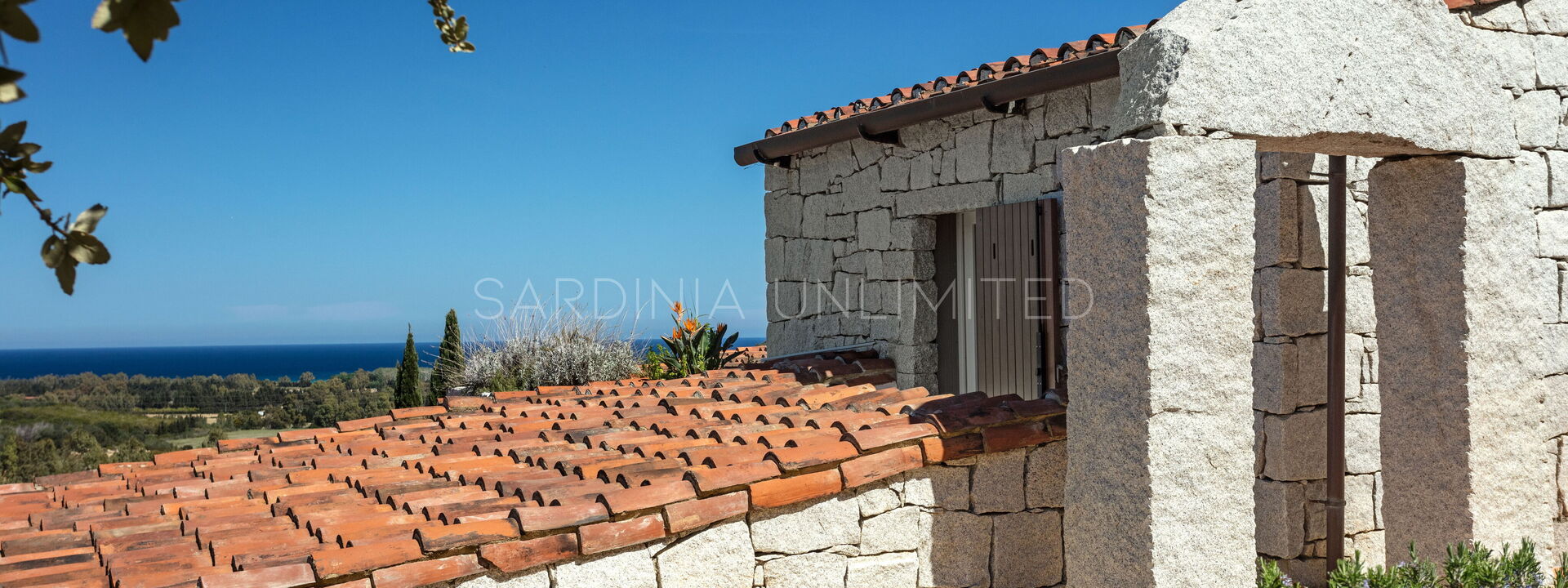 Villetta Chalice: Building Exterior