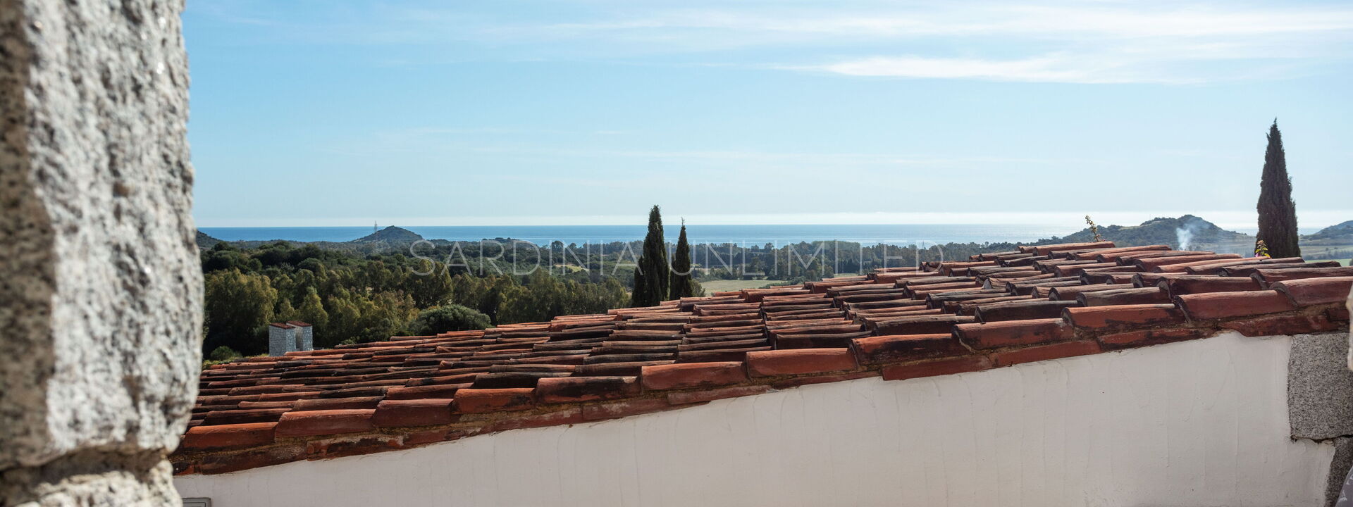 Villetta Chalice: Building Exterior