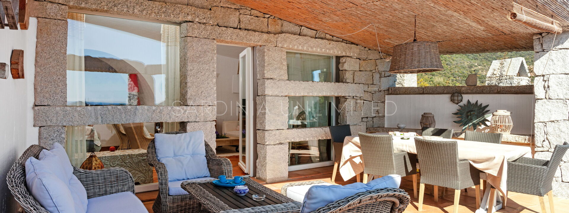 Villetta Chalice: Building Exterior