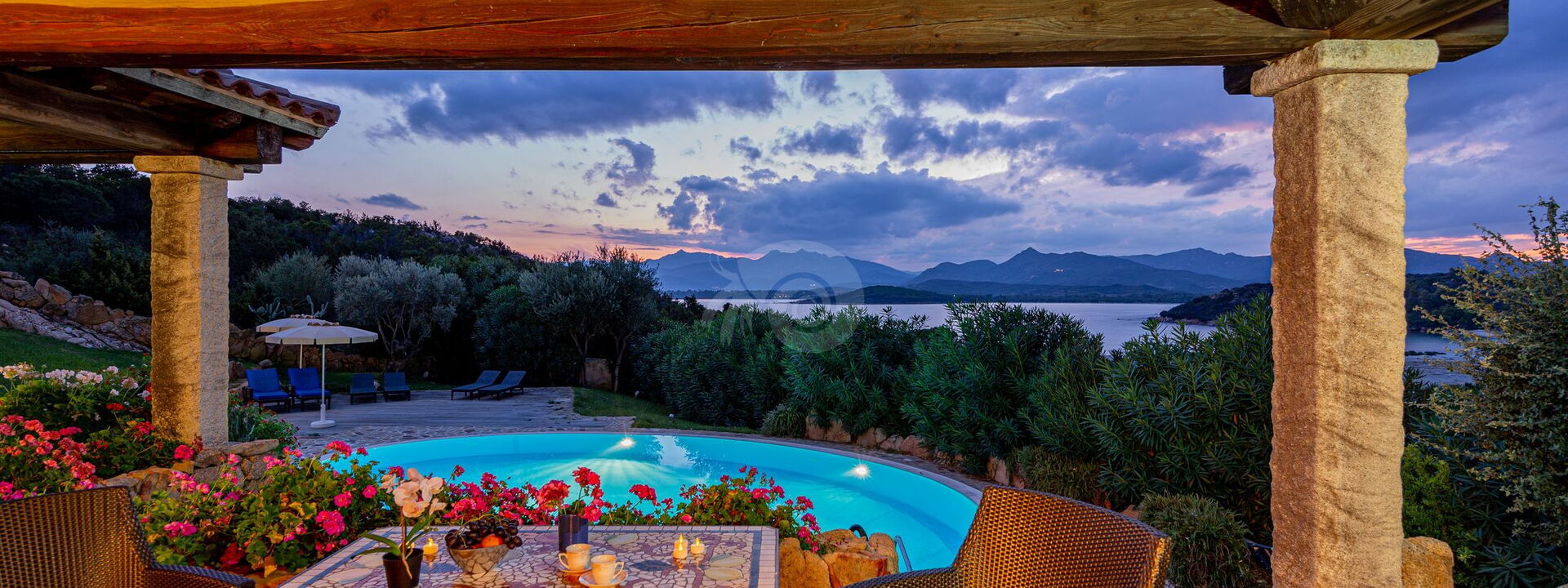 Villa Brandinchi: Balcony / Terrace / Patio, Pool