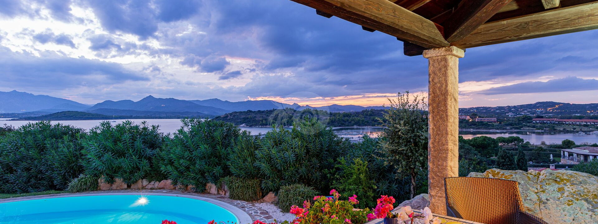 Villa Brandinchi: Balcony / Terrace / Patio, Pool