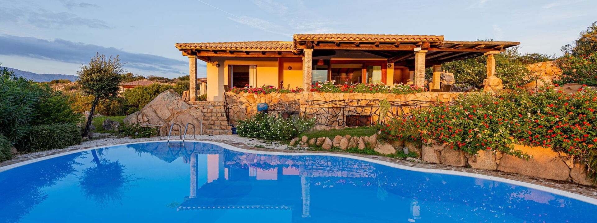 Villa Brandinchi: Building Exterior, Pool