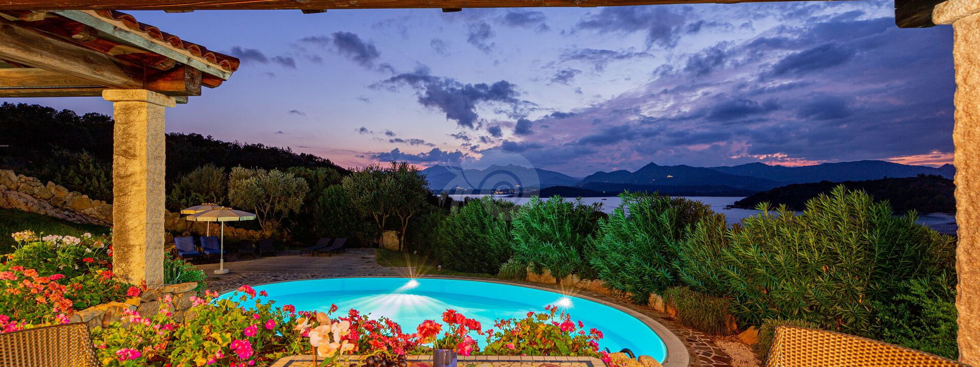 Villa Brandinchi: Balcony / Terrace / Patio, Pool