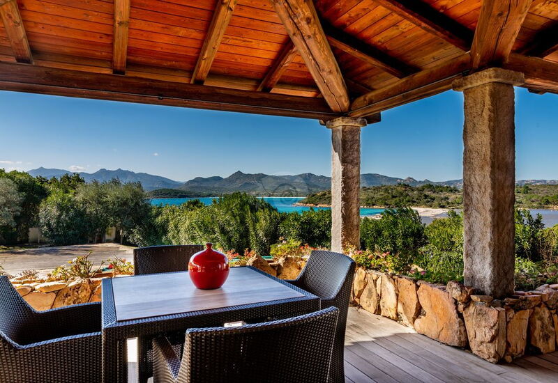 Villa Brandinchi: Balcony / Terrace / Patio, Pool