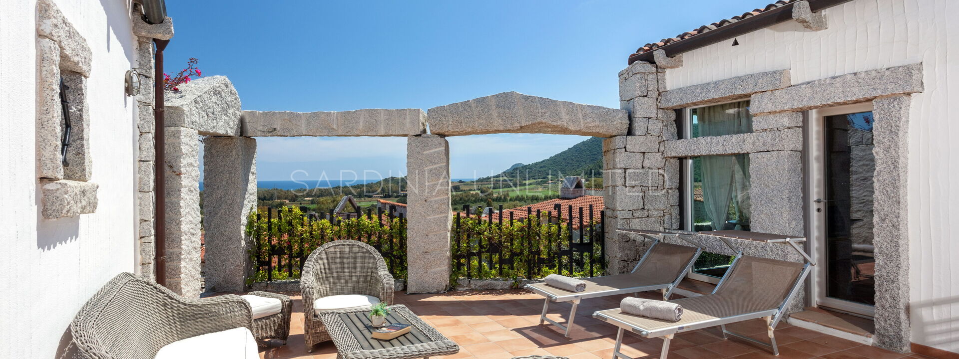 Villetta Thulian: Building Exterior