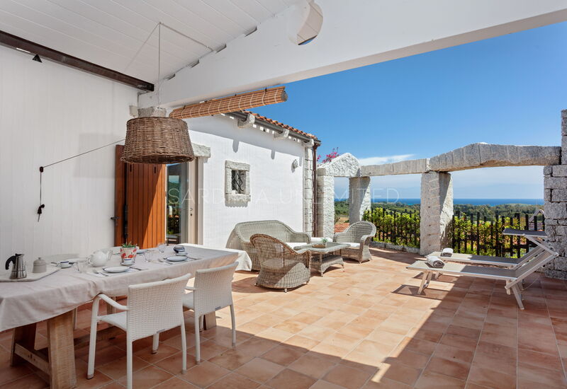 Villetta Thulian: Building Exterior