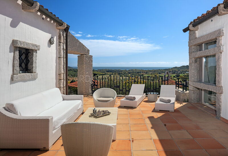 Villetta Seance: Building Exterior