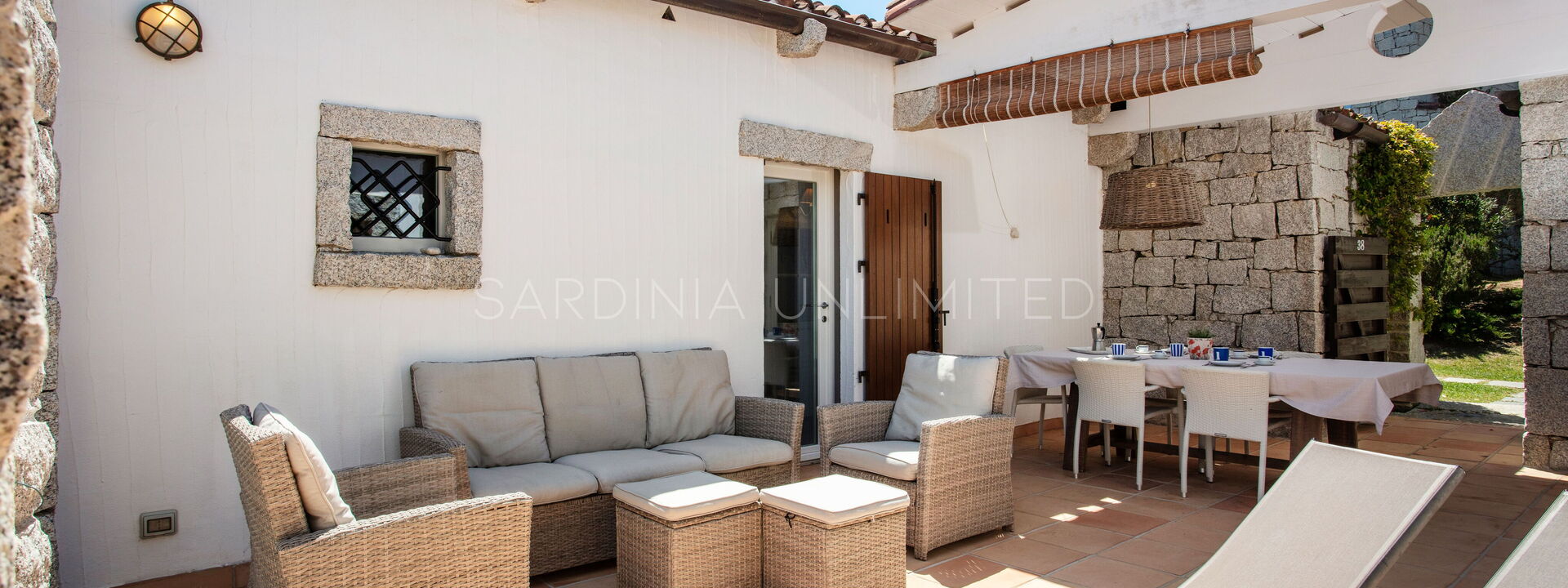 Villetta Tienne: Extérieurs