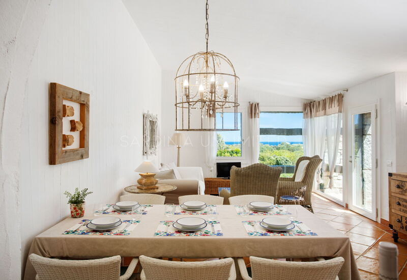 Villetta Tienne: Dining Room