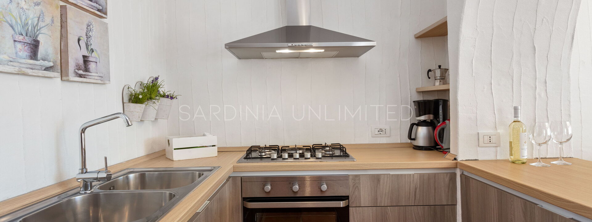 Villetta Bluetiful: Kitchen