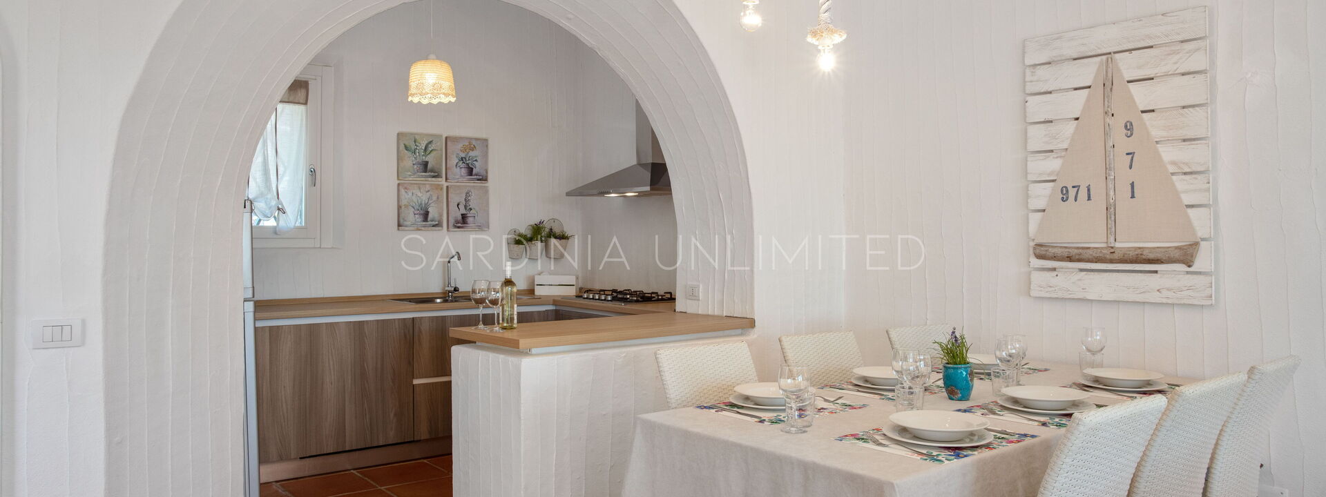 Villetta Bluetiful: Dining Room