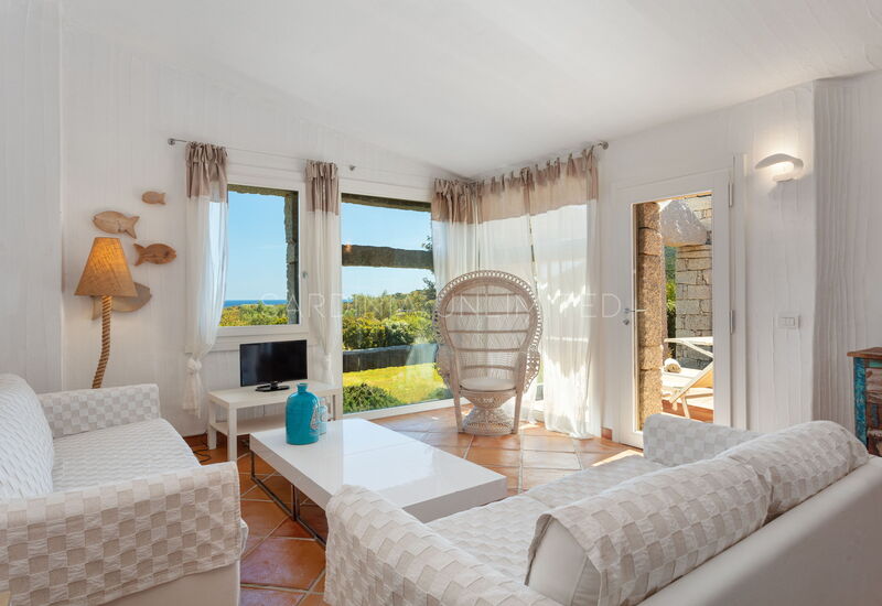 Villetta Bluetiful: Living Room