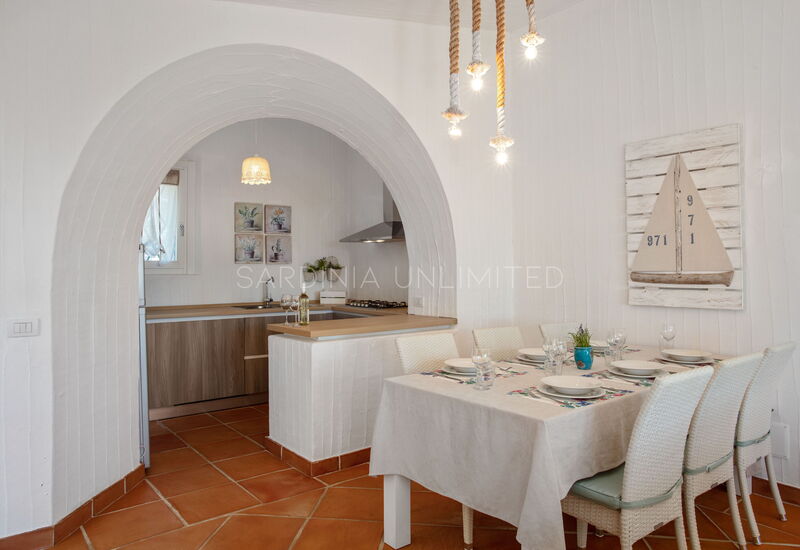 Villetta Bluetiful: Dining Room