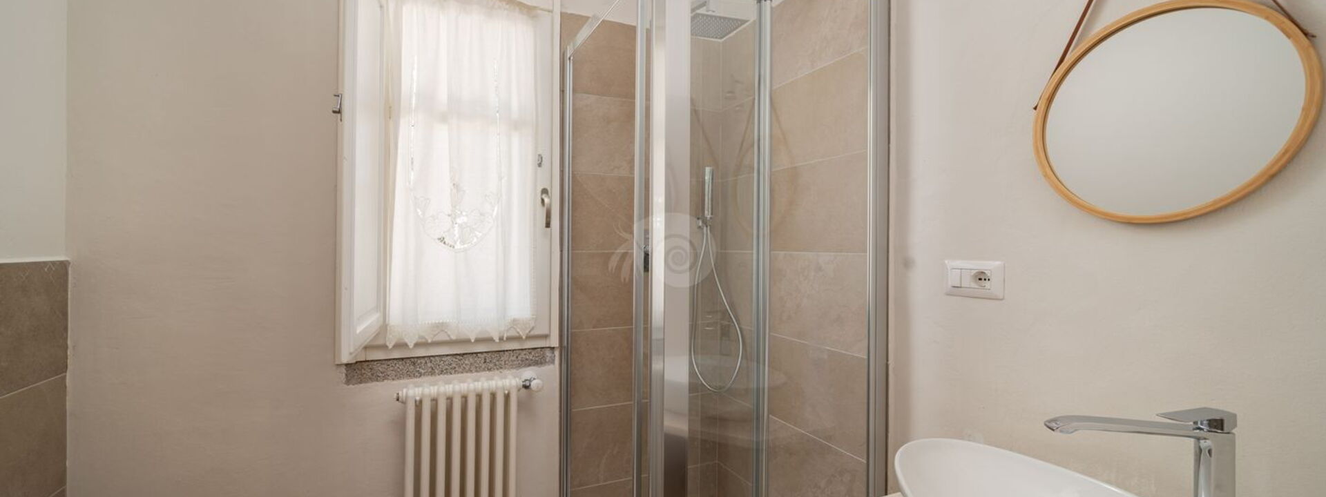 Villa Canto Antico: Bathroom