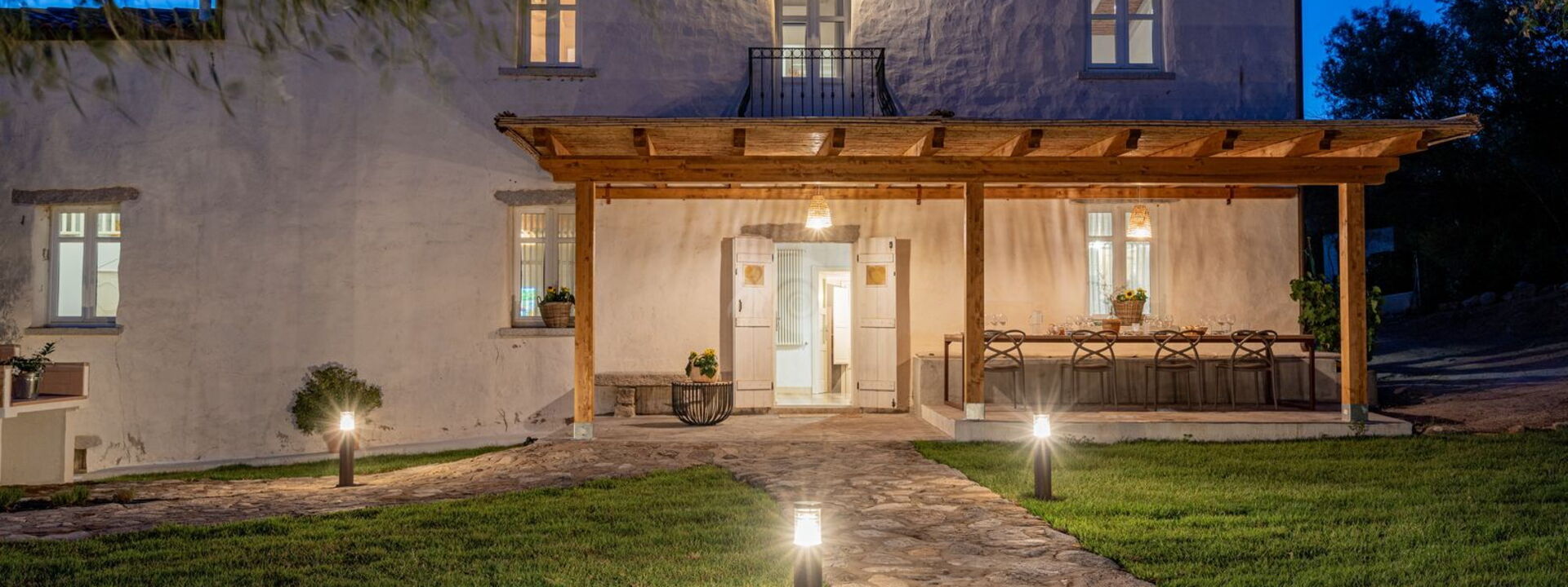 Villa Canto Antico: Building Exterior