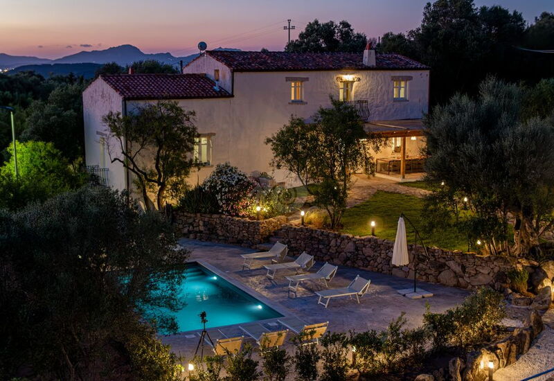 Villa Canto Antico: Building Exterior, Pool