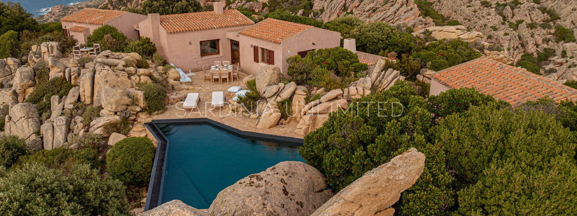 Villa Il Faro di Cyrano: Esterni, Piscina, Vista Panoramica