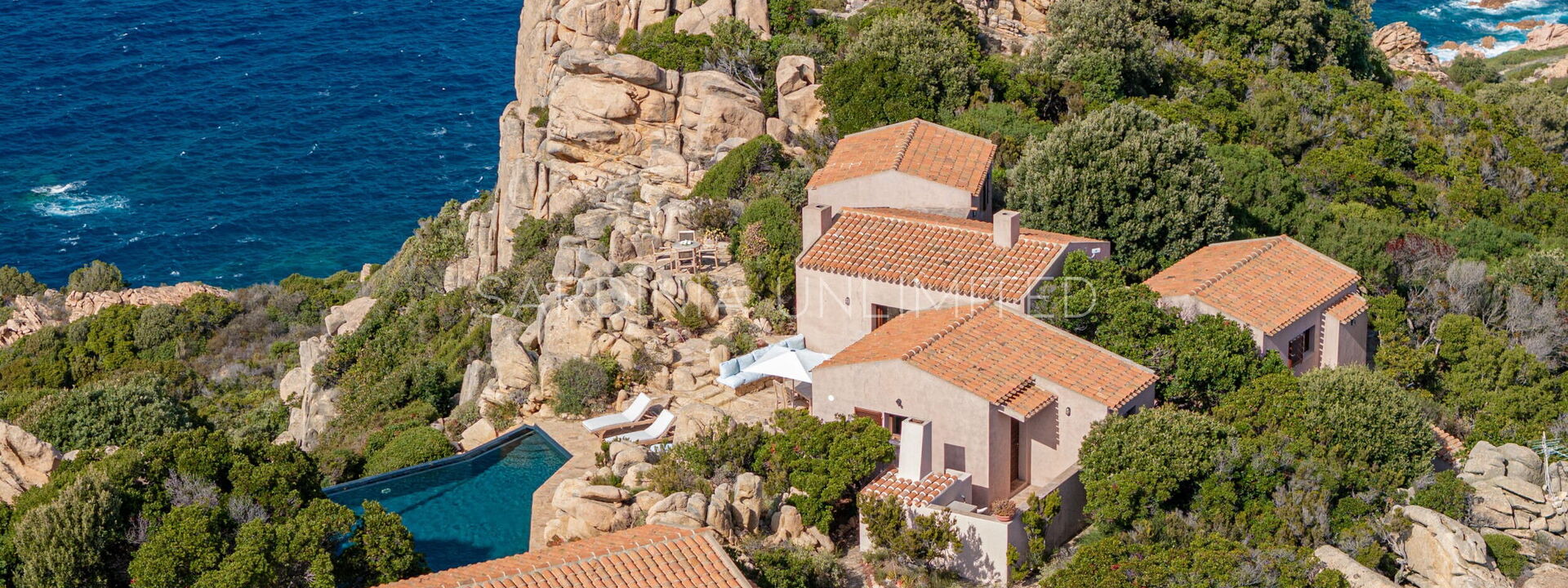 Villa Il Faro di Cyrano: Villa a Costa Paradiso | Sardinia Unlimited