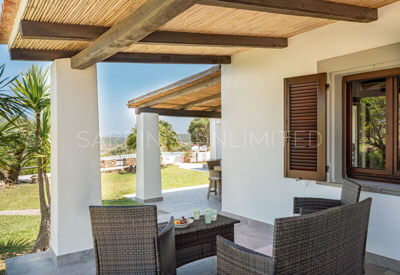 Villa Verdant: Balcony / Terrace / Patio, Building Exterior